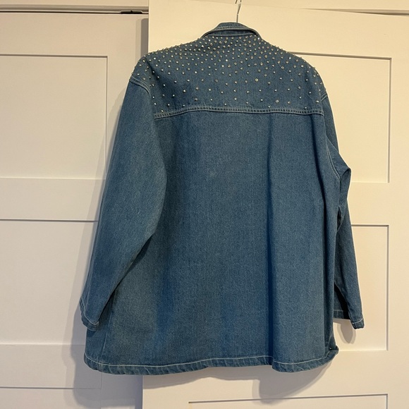 Vintage Jean Jacket - Picture 2 of 3